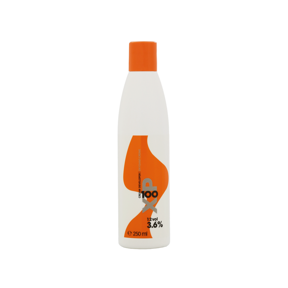 XP100 Light Crème Ontwikkelaar 3.6%-12Vol 250ml XP100 Light Crème Ontwikkelaar 3.6%-12Vol 250ml