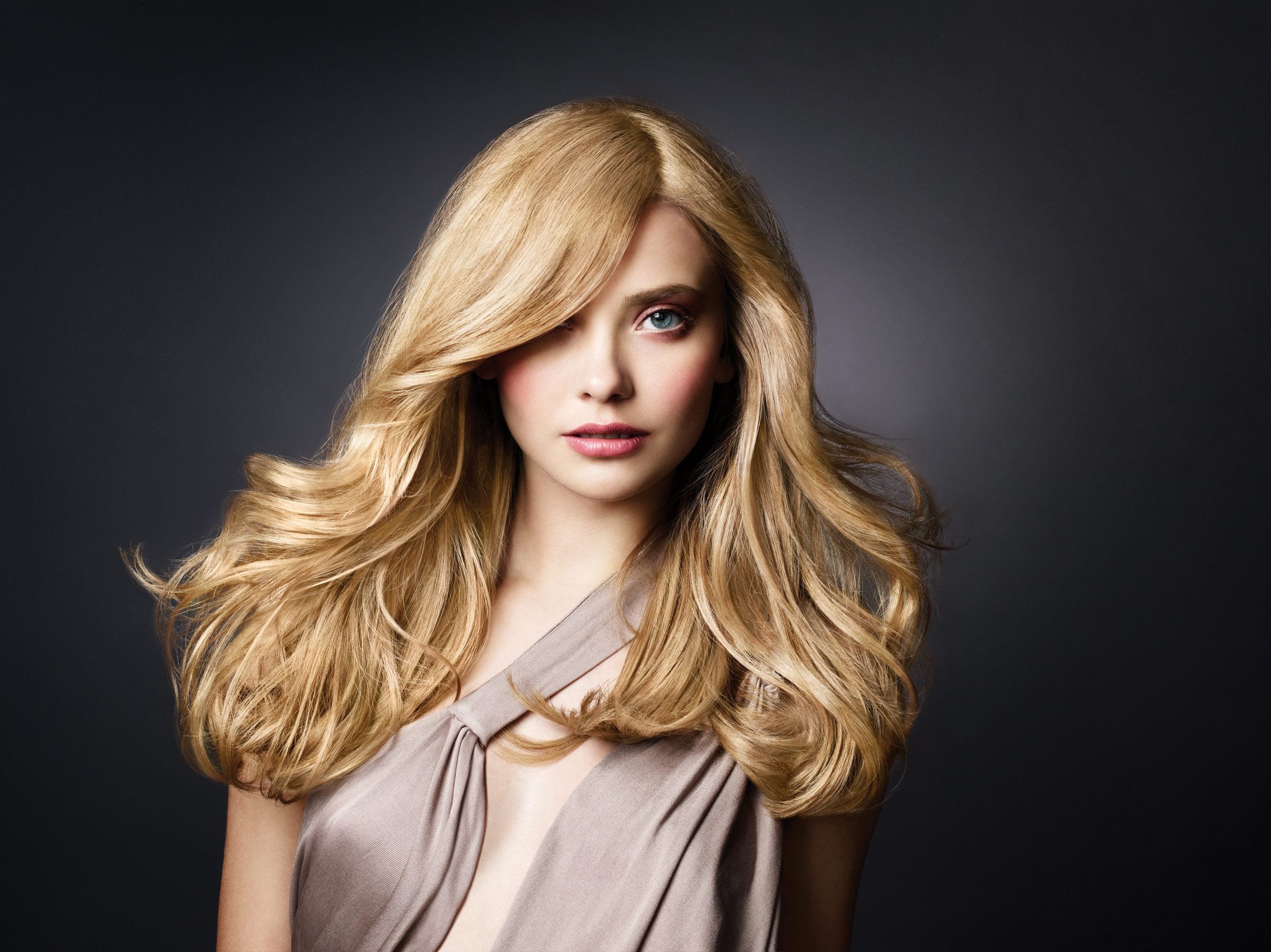 Wat zijn de effecten van shampoo op je haar?