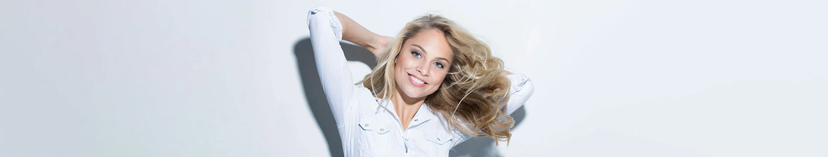 Zo Bouw Je de Perfecte Haarverzorgingsroutine voor Blond Haar Op